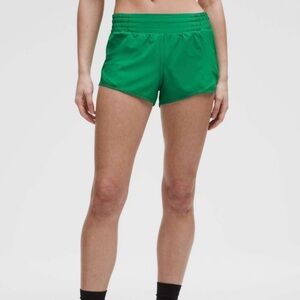 Lululemon Hotty Hot High Rise Short 2.5” Lined